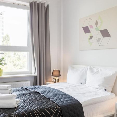Urban Chic - Pereca - Rondo Onz - Luxury Warsaw Stays - 14 People Eksteriør bilde