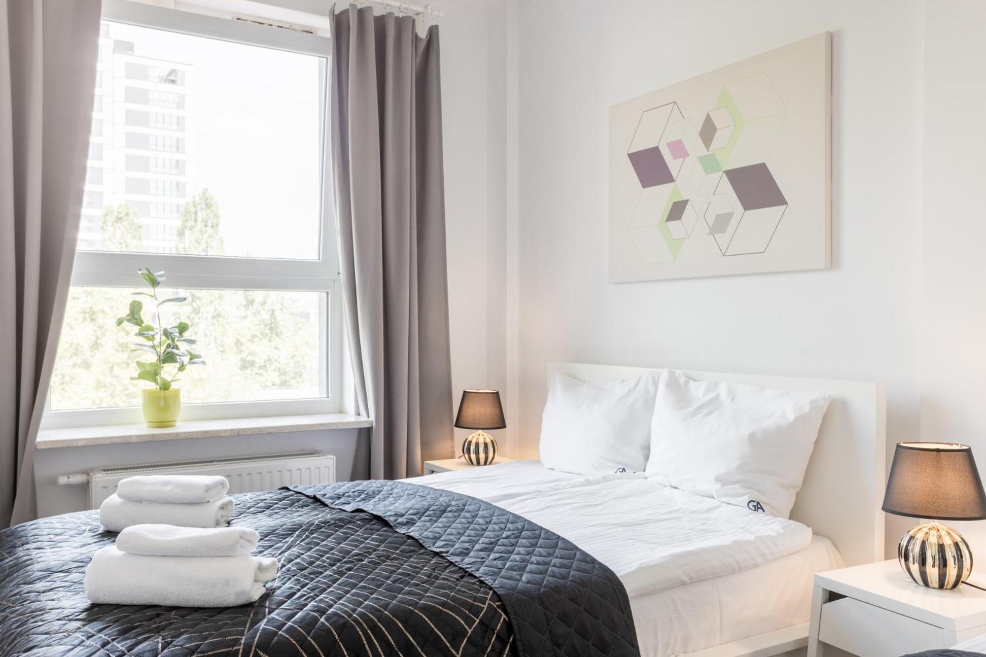 Urban Chic - Pereca - Rondo Onz - Luxury Warsaw Stays - 14 People Eksteriør bilde