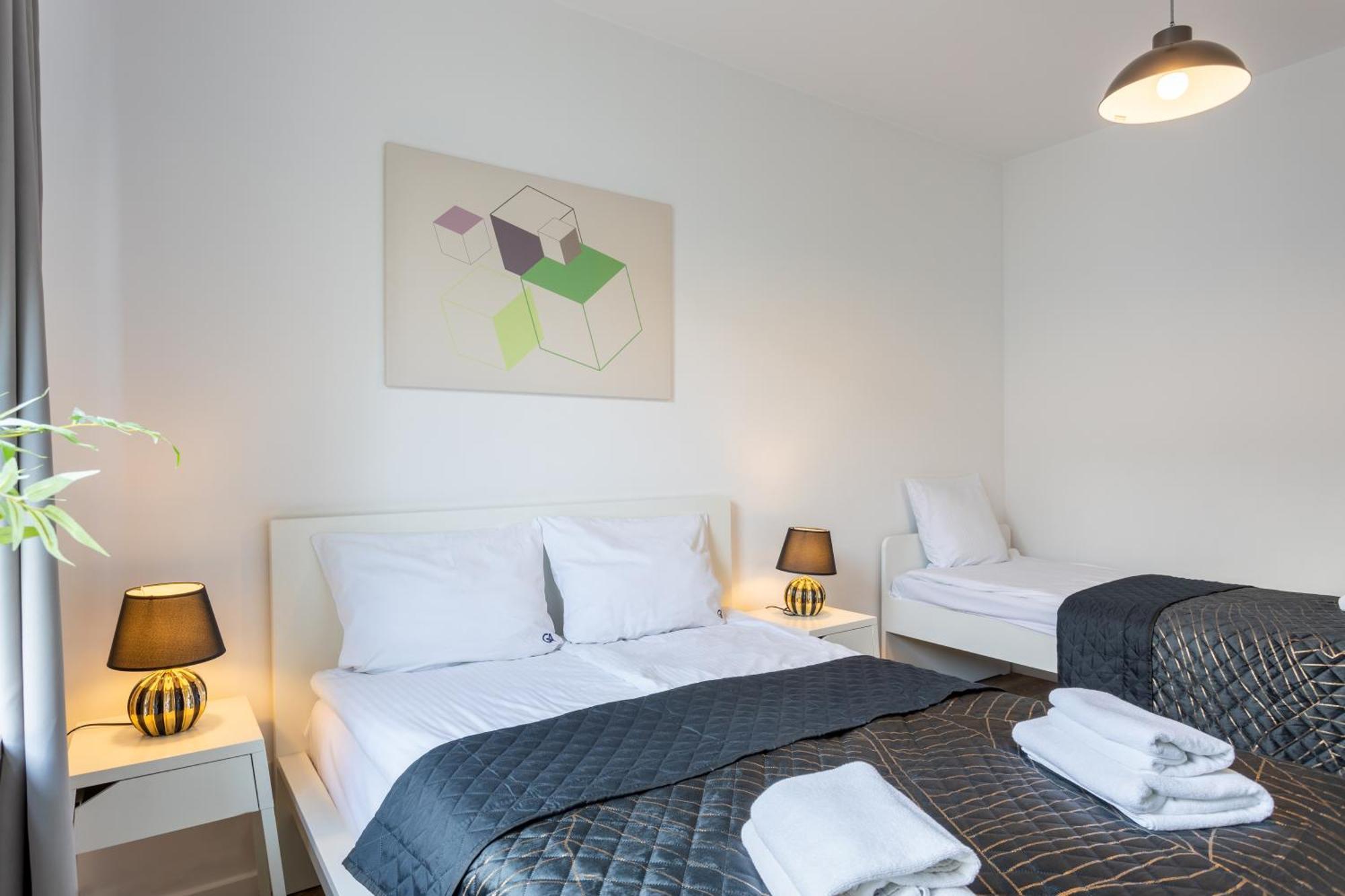 Urban Chic - Pereca - Rondo Onz - Luxury Warsaw Stays - 14 People Eksteriør bilde